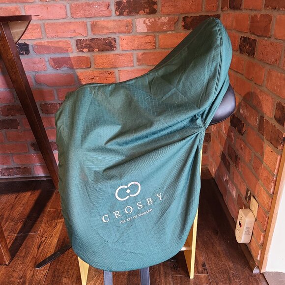 Crosby  18" Monoflap Dressage Saddle with Opti-fit Interchangeable Gullet - Picture 3 of 15